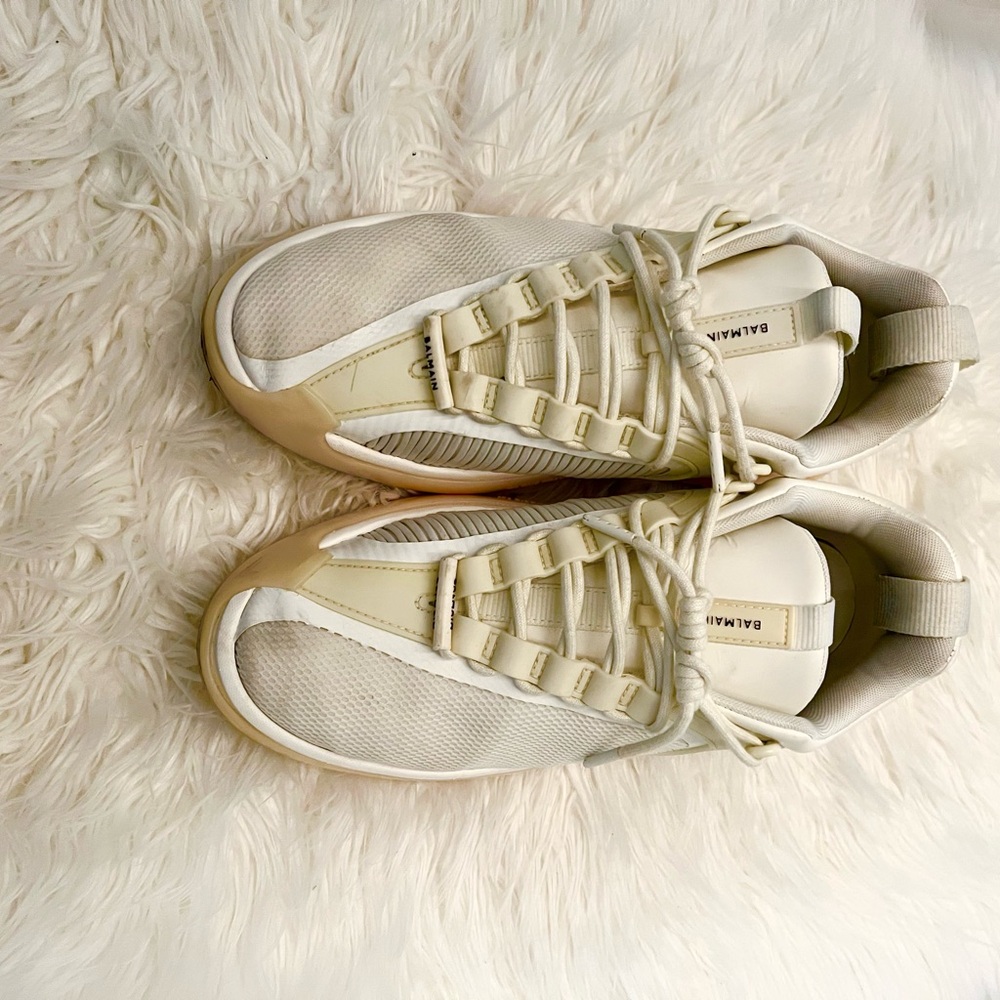Balmain Off-White and Beige Sneakers